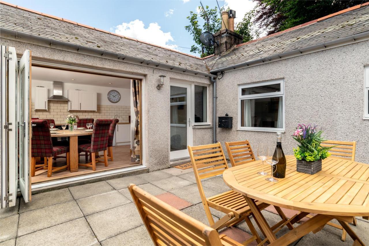 Dormie Cottage, Lovely Bright And Spacious Bungalow With Wood Fire Ballater Exteriör bild